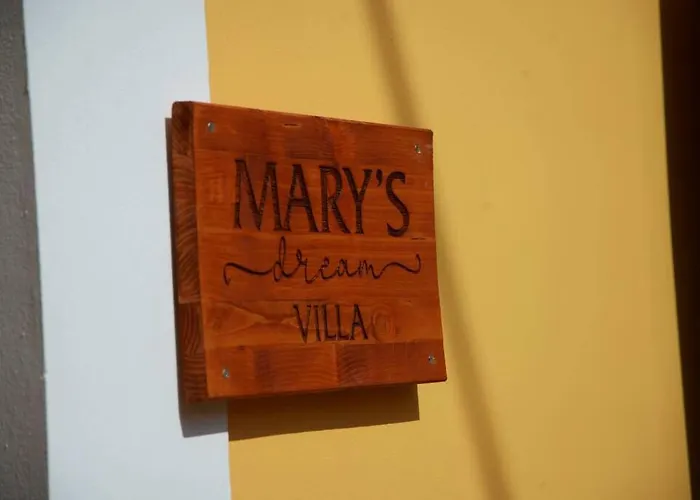 Mary's Dreams *